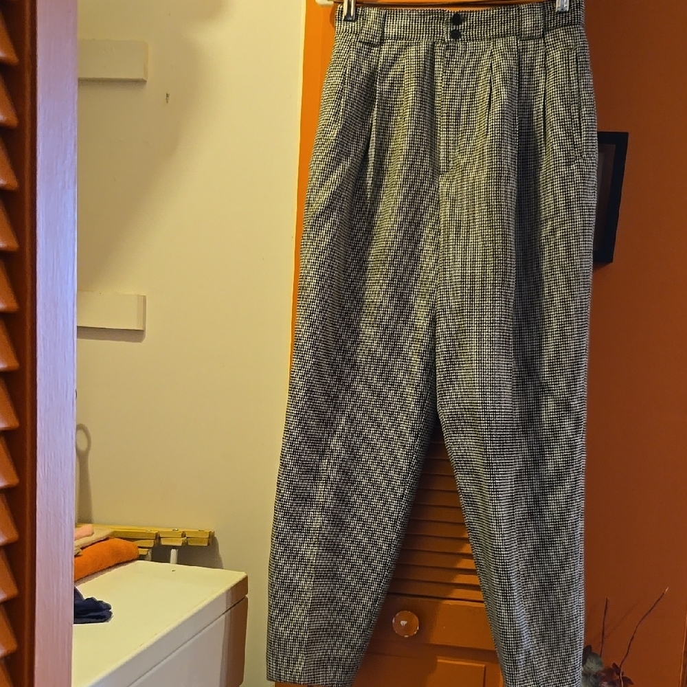 Womens Black and White Checkered Pants
